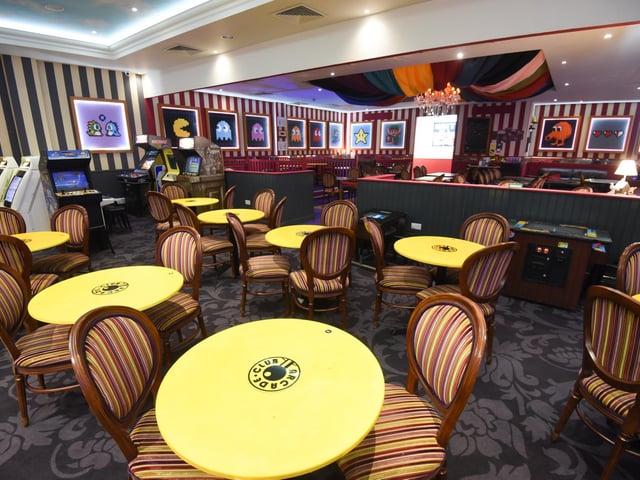 Arcade Club will soon offer food and drink.
