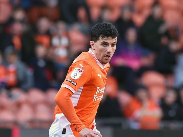 Albie Morgan was on hand with a perfect pass to assist Niall Ennis' goal.