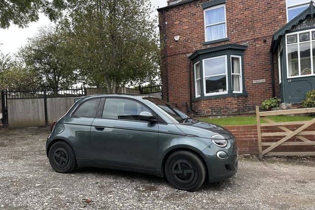 Review: Fiat 500e hatchback Giorgio Armani