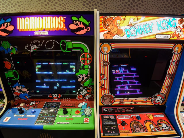 There are more than 200 games to choose from, including Donkey Kong and Mario Bros.