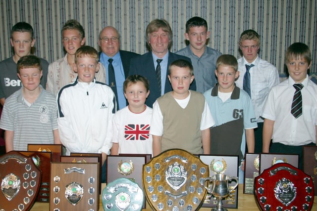 Players and officials at the Mansfield Youth Cricket League annual presentation held at Red Brick House
Pictured left to right are: back row Andrew Staszkeiwicz (17), Jacob Ball (15), Mick Bonsall (secratary), Stan Green (Chair), Tom Smith (13), Alistar Haynes (16). Front row, Edward Riddell (13), Matt Staszkeiwicz (12), Connor Flemming (11), Liam Dudley (12), James Colman (13), Devon McCarthy (11)