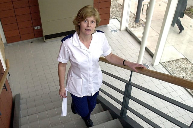 Clinical Trials Nurse Collette McGrath in the new Macmillan Unit in 2003