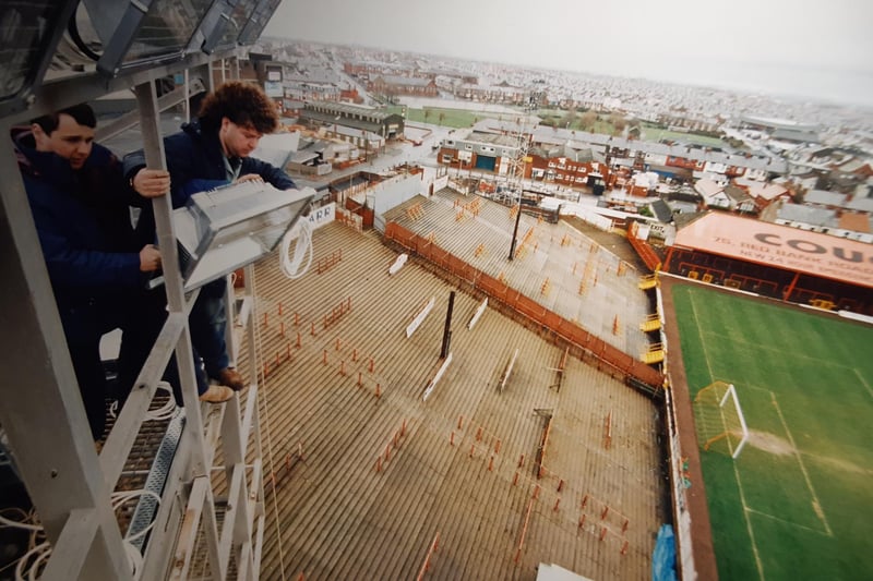 A great photo from 1984 which shows new floodlights being put in place at the ground