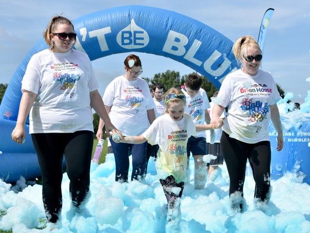Nobody was feeling blue in the fun blue station
