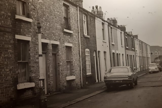 Wyre Street, January 1980. The caption on the back of the picture says 'Wyre Street, Fleetwood - where the council have tried to preserve a community'