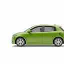 Dilemma to use EV or hyrdogen fuel car (photo: Adobe)