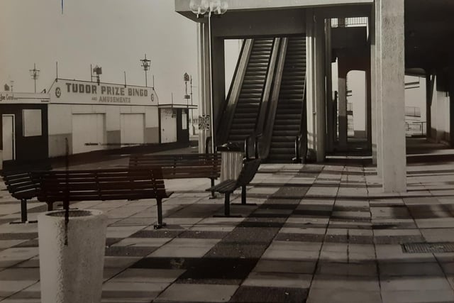 This was 1975 and new escalators were in place - but nobody seems to be around to use them. This scene is so typical of the 1970's - remember those concrete waste bins in the foreground? They were everywhere..