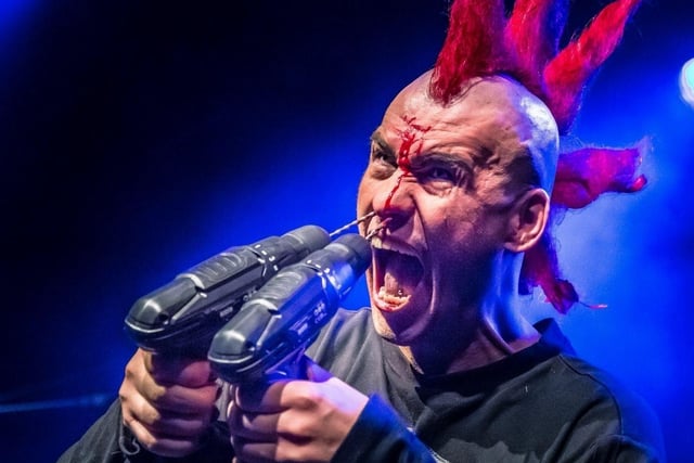 Block Head, and the only performer to do the act with 2 power drills in to the head.
