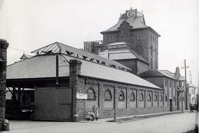 Looking towards the yard at the C&S Queens Brewery in Talbot Road. This was in 1944