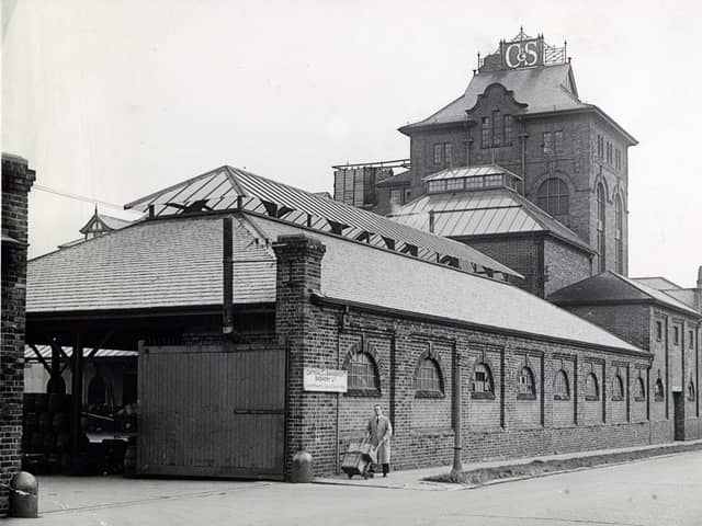 Looking towards the yard at the C&S Queens Brewery in Talbot Road. This was in 1944