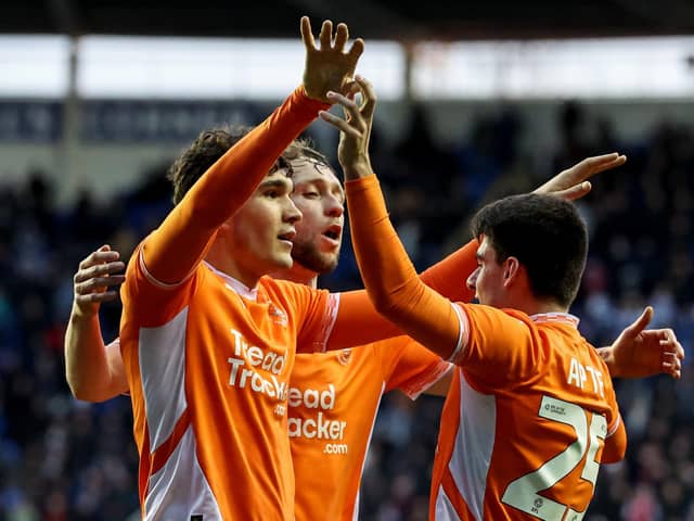 Blackpool claimed a 3-0 victory over Reading in their last away game 