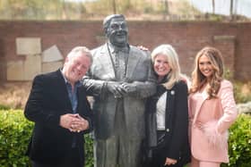 Jon Culshaw at Les' statue in St Annes with Tracy Dawson and Charlotte Dawson.