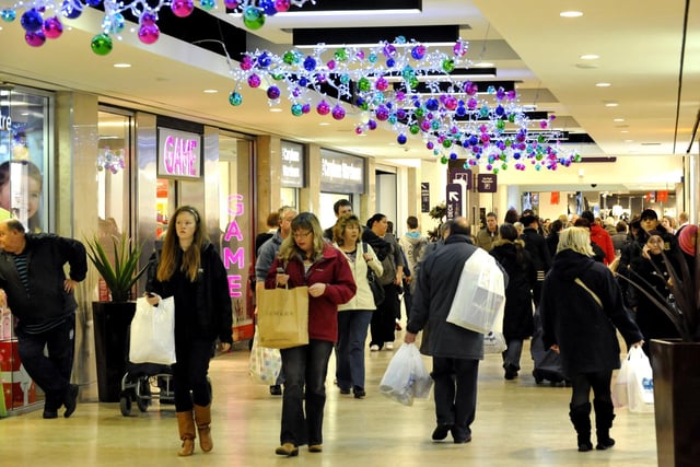 Christmas shoppers in the Hounds Hill Shopping Centre, 2009. Remember Game when it was in Hounds Hill?