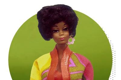 In support of Equal Rights, Barbie released Christie, one of the first black dolls. Christie was created as a friend of Barbie and came dressed in a mod-inspired swimsuit with a short ’60s hairstyle