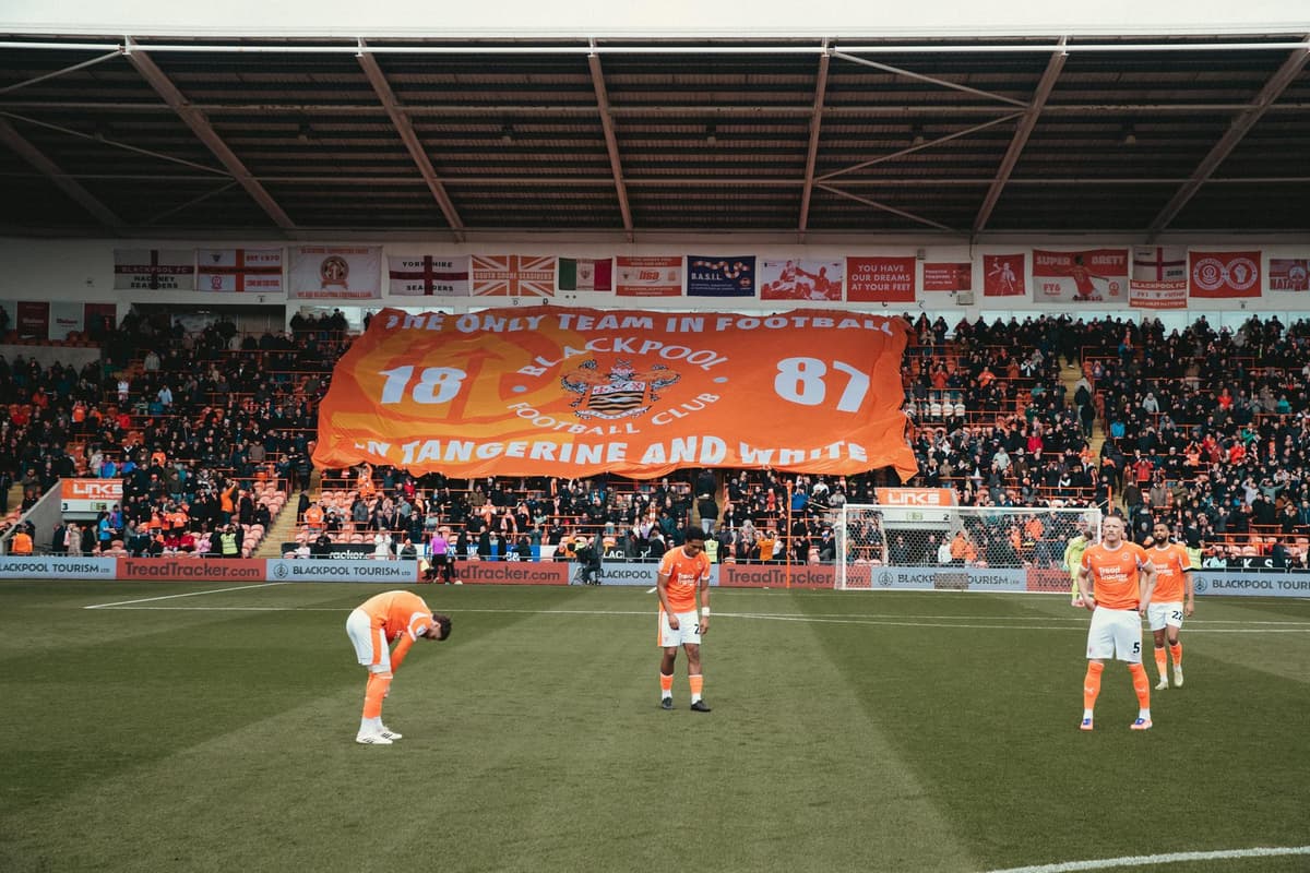Blackpool boss praises togetherness of Bloomfield Road faithful at time of ...