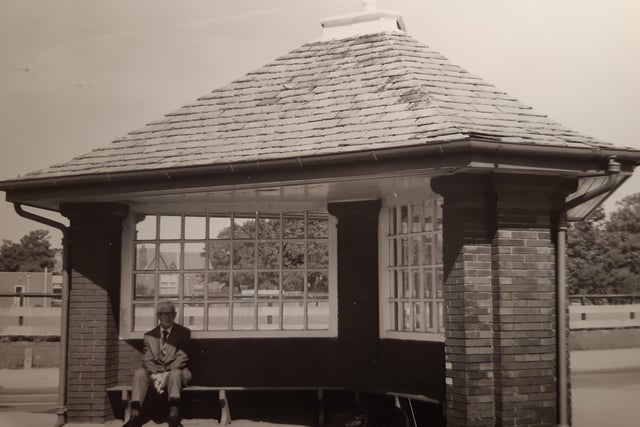 The shelter at the junction of Fleetwood Road and Trunnah Road - it is still there today