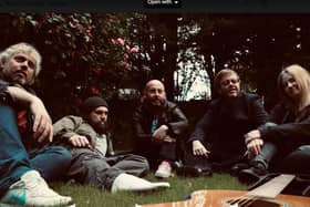 Jamie Ramsden (centre) wit Kind Heated Thieves