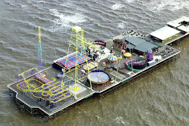 A great shot of the rides at the end of South Pier