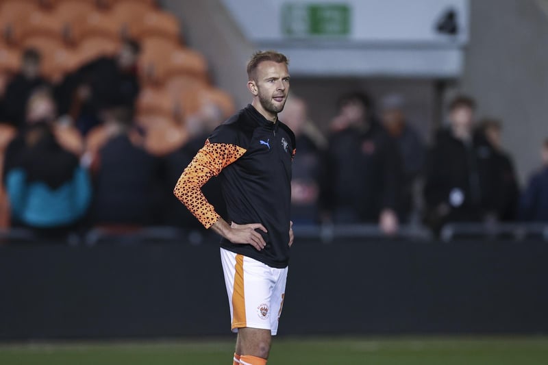 Jordan Rhodes had his first sight of goal in the fifth minute, with the striker hitting the crossbar with a first time effort from the edge of the box.
Despite not scoring, the 33-year-old was on hand with an assist- producing a neat through ball for Lavery.