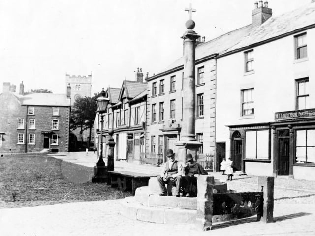 Poulton Square in the early 1900s