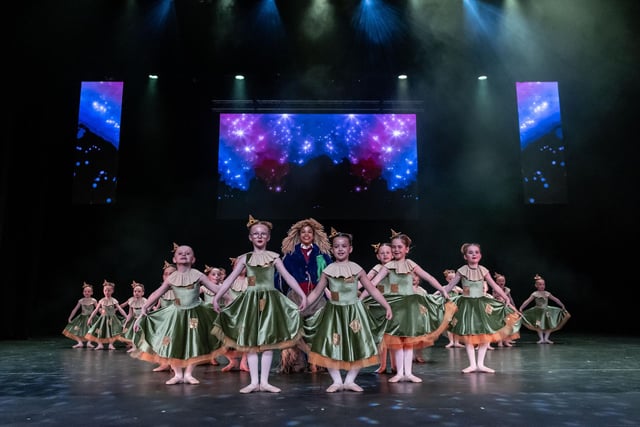 A magical moment for the little ballerinas in Oz