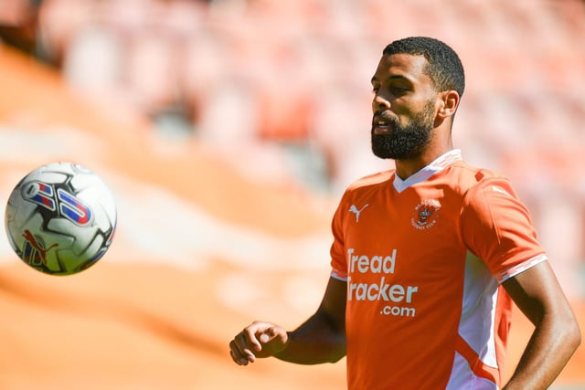 CJ Hamilton made a few decent runs down the right side, but a clear opening just wouldn't present itself for the wing-back.