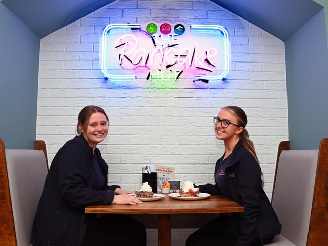 BLACKPOOL/LANCASHIRE POST - 18-02-23 - Staff at the Pancake Hut, Ribby Hall Village, Wrea Green, are ready for pancake day, shrove Tuesday. from left, Elle Jones and Holly Cook.