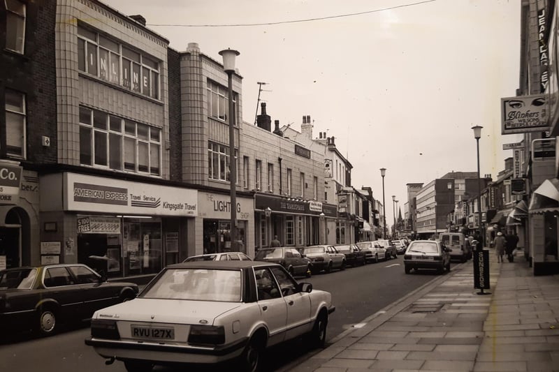 April 1989 - Kingsgate Travel, The Lighting Shop and The Shakespeare