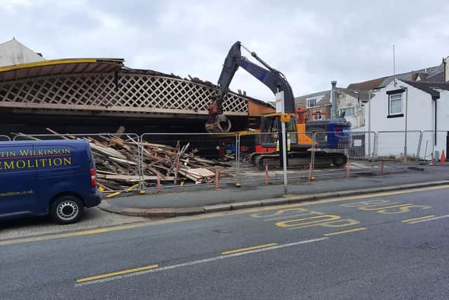 Demolition of the former tyre centre