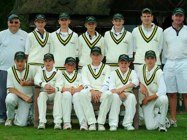 U15's Cricket match Bassetlaw vs Mansfield.
Front: Daniel Walker, Tom Walters, Daniel May, George Bowie (c), Sam Wagstaff, Liam Beastall.
Back: Arthur Whitehead (Scorer), Alex Rainbow, James Guthrie, Ryan Illingworth, Joe Todhunter, Nick Ward, Graeme Lake (Manager)