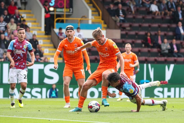 Connolly being Connolly. Slotted in well back in midfield but also did his job well at right-back in final stages.