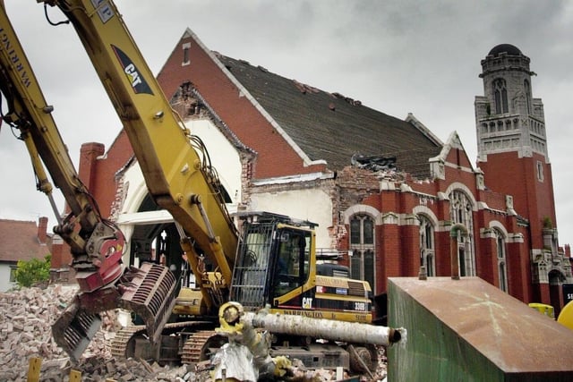 Demolition of Whitegate Drive Baptist Church