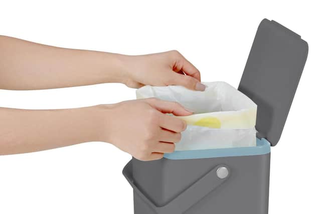 An inner frame in the EKO Food Waste Deco Caddy means your bin liner will stay in place