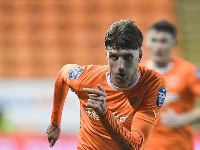 Blackpool have named their team to take on Bolton Wanderers