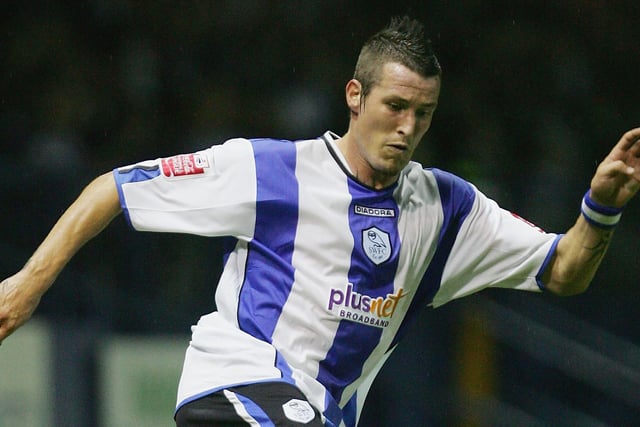 Wednesday wore this shirt in their first two season in the newly-renamed Championship, finishing 19th in 2005/06 and then ninth the following year.