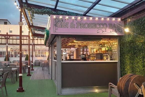 The Garden Gin and Prosecco Bar, North Pier, Promenade, Blackpool. This is a great place to hang out and relax by the sea in Blackpool.