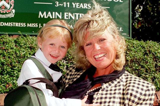 Les Dawson's widow Tracy with daughter Charlotte outside Arnold School in 1997