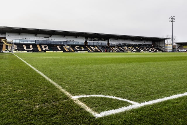 There is an average attendance of 3,419 at the Pirelli Stadium.