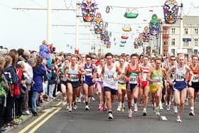 The race gets underway in 1999