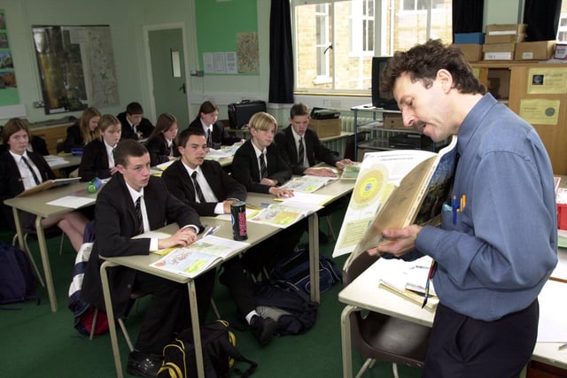 Head of Geography Graham Hulme takes a Year 11 class in 2000