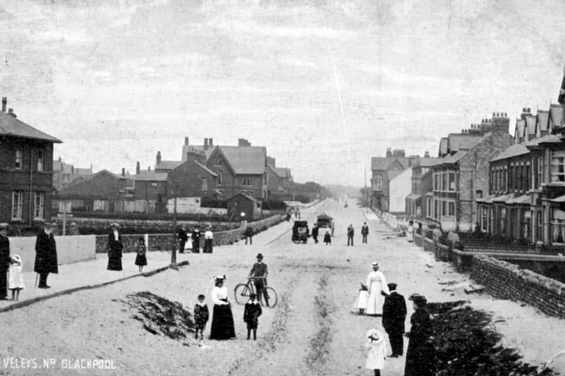 Looking east to Thornton down Victoria Road from the sea in the early years of the 20th Century