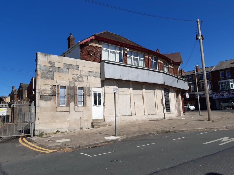 Terry's Cut Price Carpets used to be here. It was also once the premises for Blackpool Towers, a scaffolding company. It's now empty