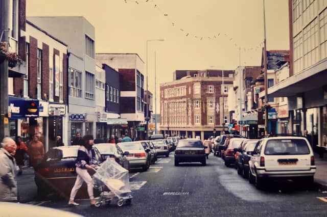 Another shot of Birley Street but this time it was before pedestrianisation in the mid 1990s. Do you remember some of the shops?