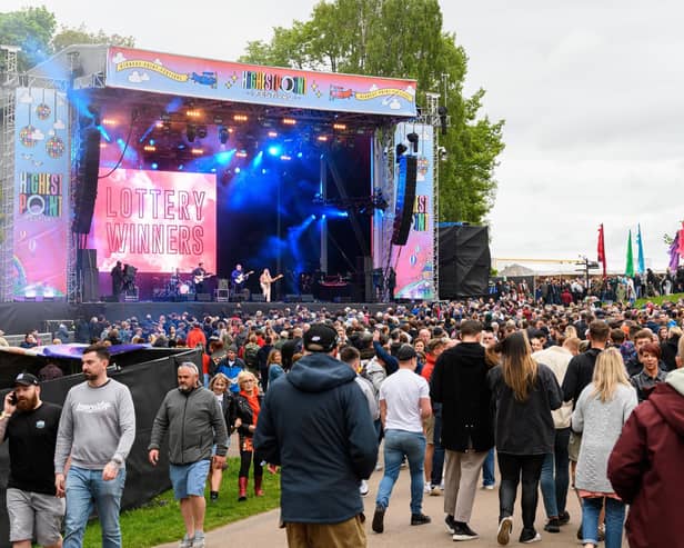 A busy main stage in 2022.