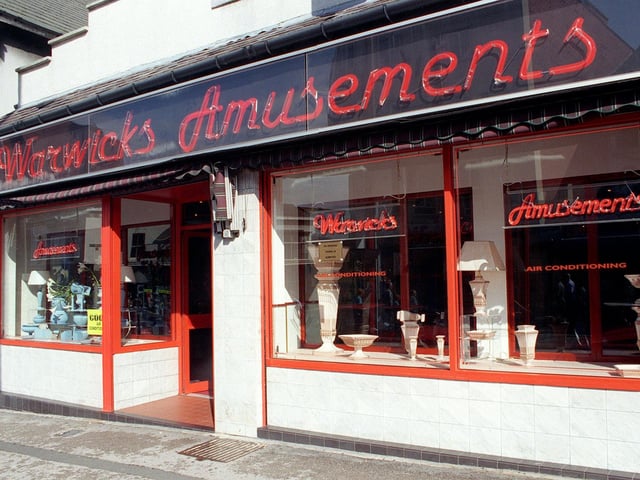 Exterior of Warwicks Amusements on Church Street, 1998
