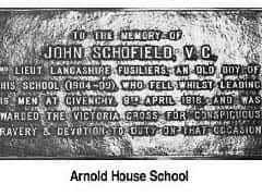 The plaque which used to be displayed at Arnold School