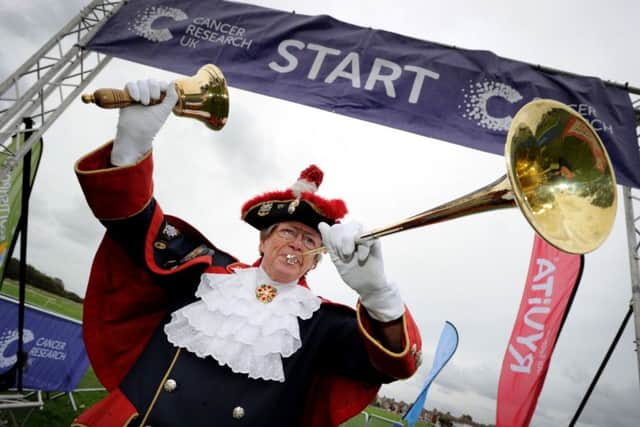 Town cryer Barry McQueen acted as the official starter. All pictures by Paul Heyes