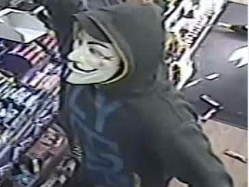Masked man in Blackpool robbery attempt