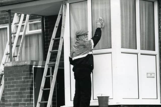 Window cleaner John Johnstone who discovered the body.
Dated 22/12/1988
Published EG 06/11/1989
