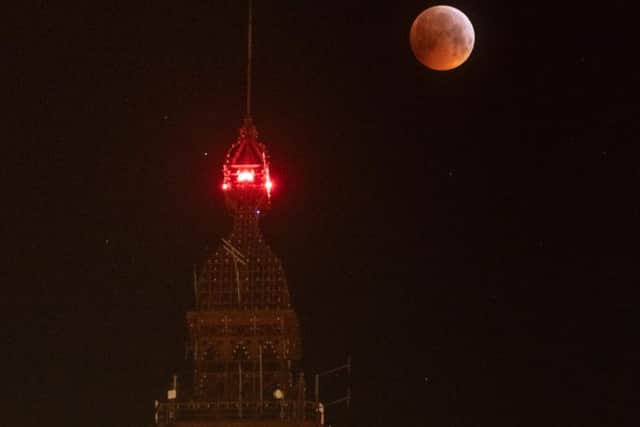 Blackpool photographer Stephen Cheatley captured the 'super blood wolf moon' in the early hours of Monday, January 21, 2019 (Picture: stephencheatleyphotography.co.uk)